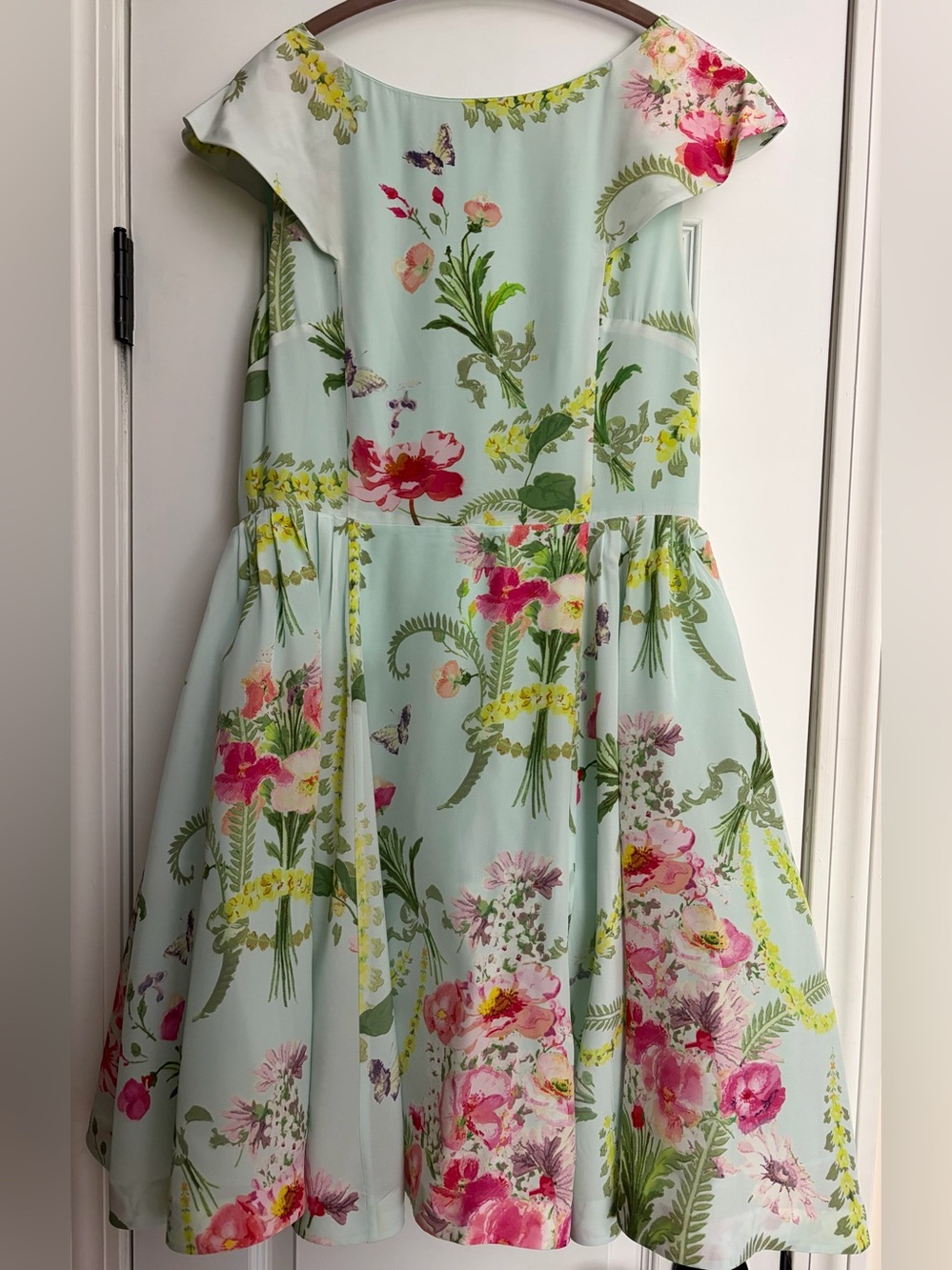 Ted Baker London Wallpaper Print Silk Dress Coquette Girlhoodcore Sz 4 
US 10-12